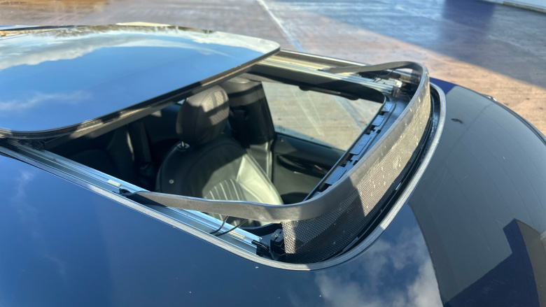 MINI Hatchback 135kW Cooper S Level 3 33kWh 3dr Auto Electric Hatchback